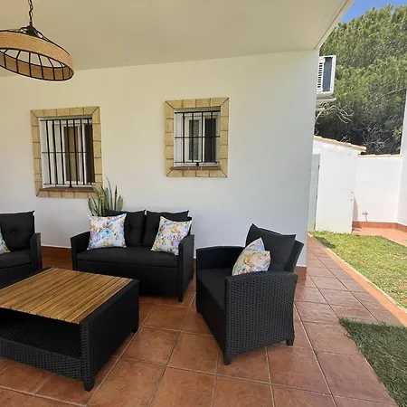 Andaluz Con Piscina Holiday home *