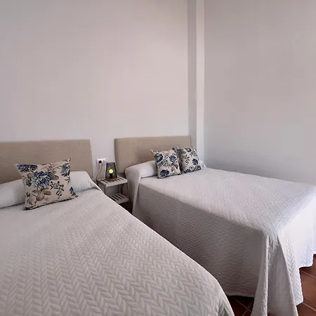 Andaluz Con Piscina Holiday home *